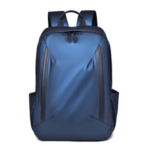 Einfarbiger Rucksack in Blau mit glänzender Oberfläche und schwarzen Seitenstreifen, Vorderansicht